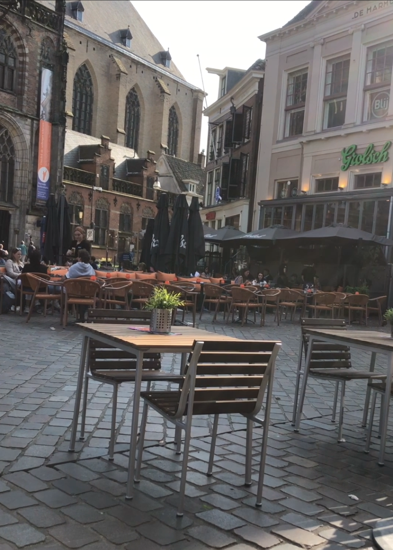 Place centrale du coeur de ville de Zwolle aujourd'hui